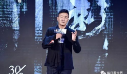 娱乐圈八卦吃瓜爆料恋爱,明星情侣甜蜜恋情曝光，甜蜜瞬间引网友热议